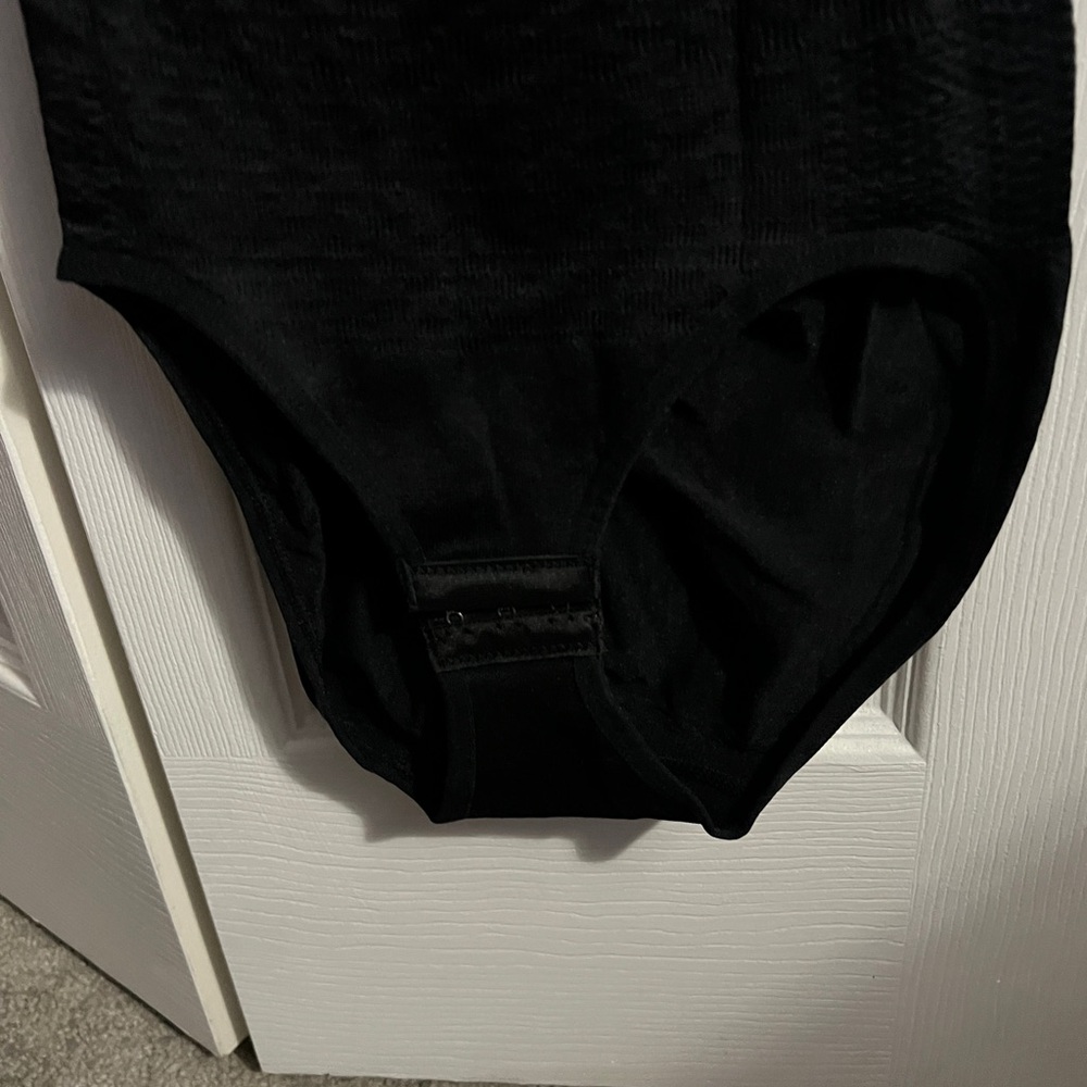 Black Shapewear Intimates with Racerback Design - Picture 5 of 10